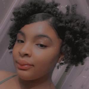 Meet your Posher, Lakia